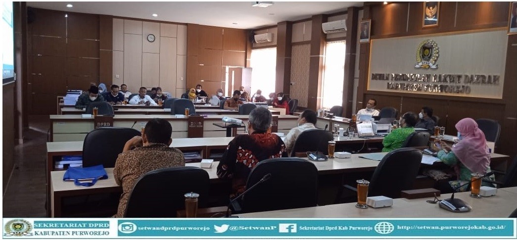 Banggar Rapat membahas APBD perubahan 2021