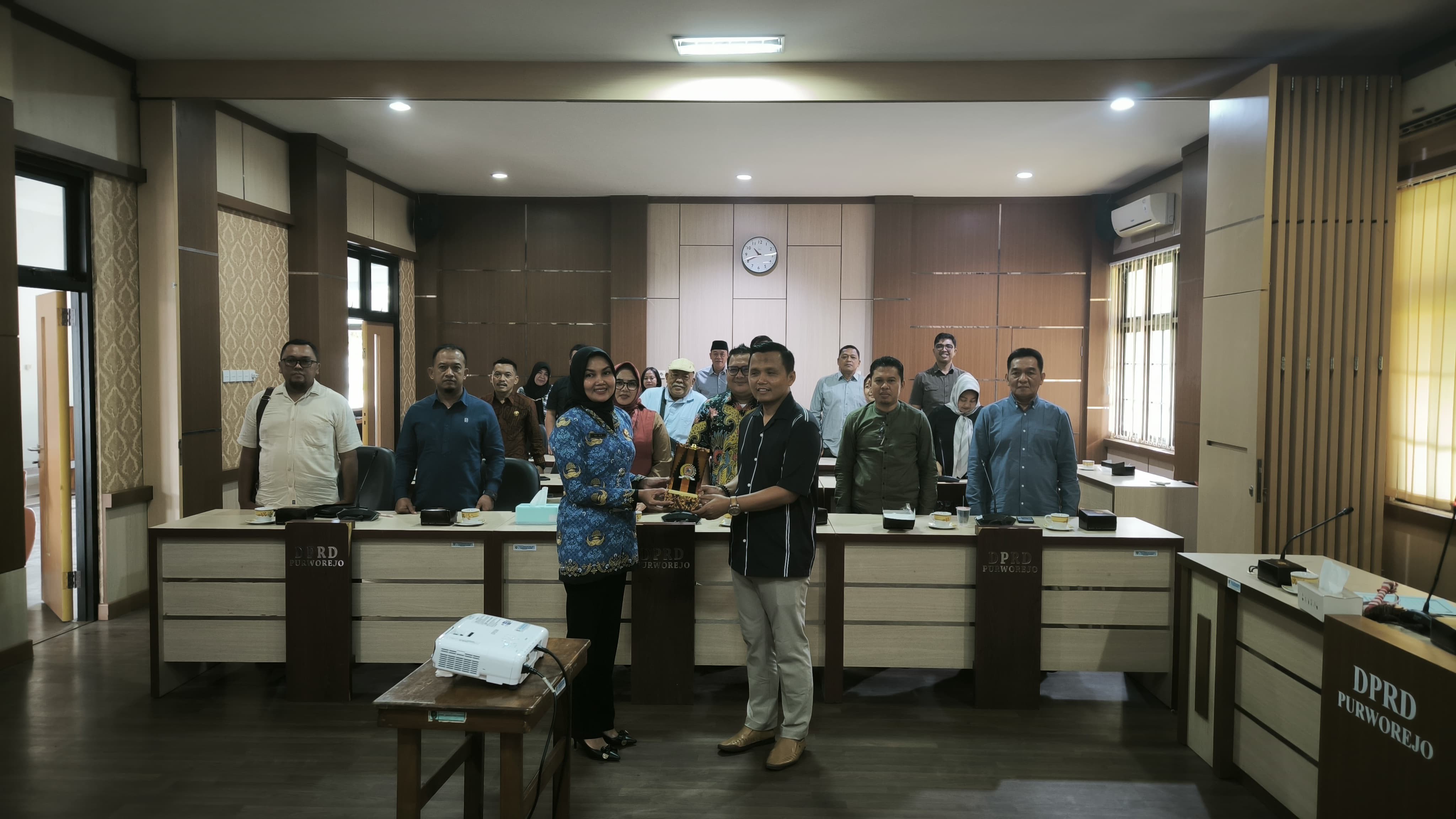 DPRD Karanganyar Adakan Kunjungan Kerja ke DPRD Purworejo
