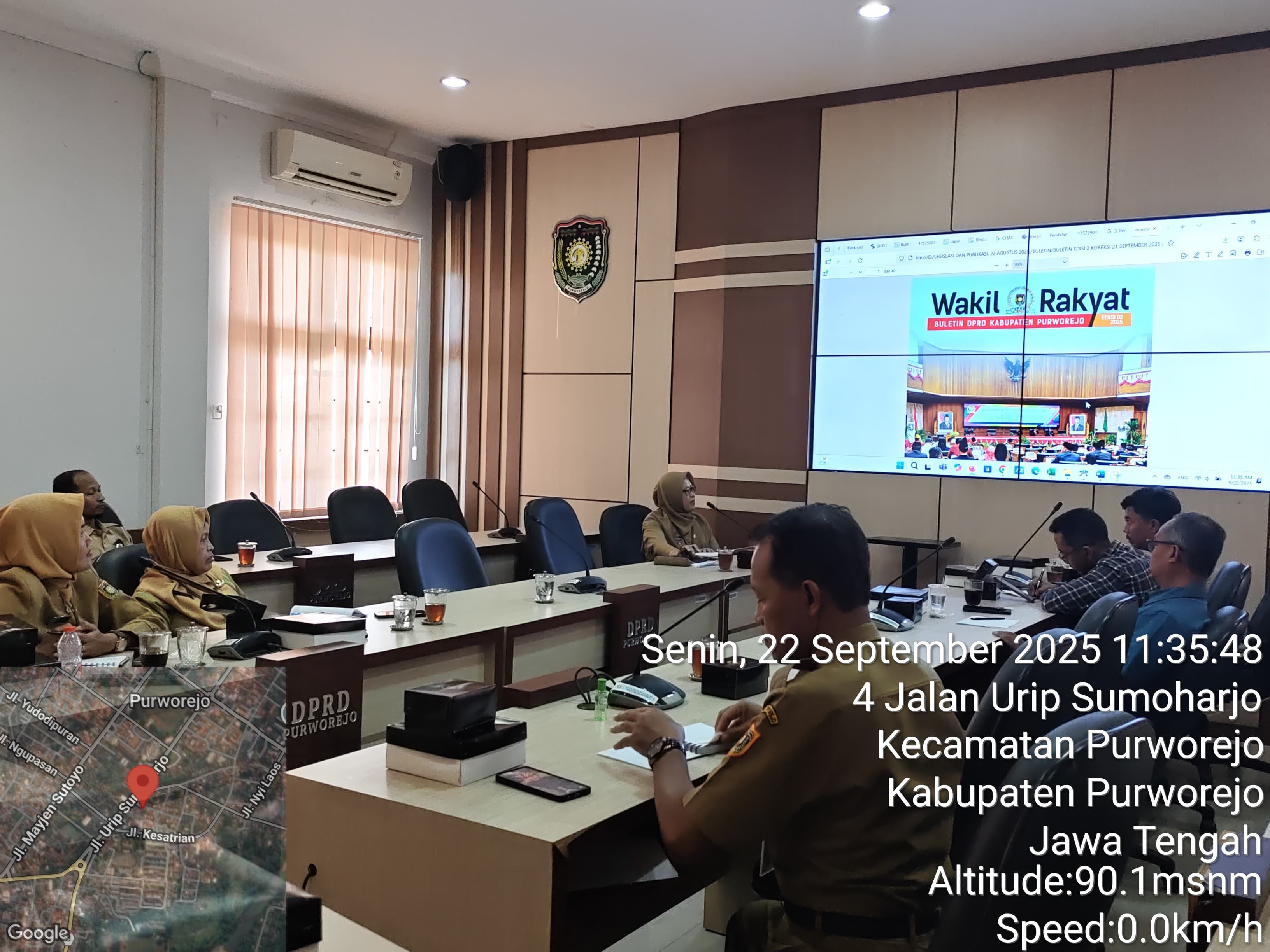 Tim Redaktur Buletin Wakil Rakyat Matangkan Materi Siap Cetak