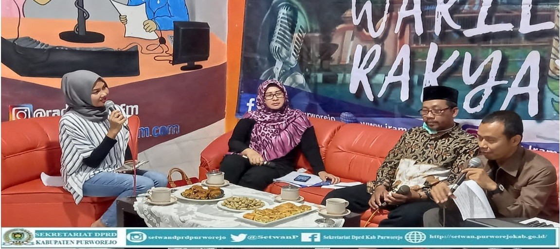 Anggota DPRD Kabupaten Purworejo siaran langsung di IRAMA FM