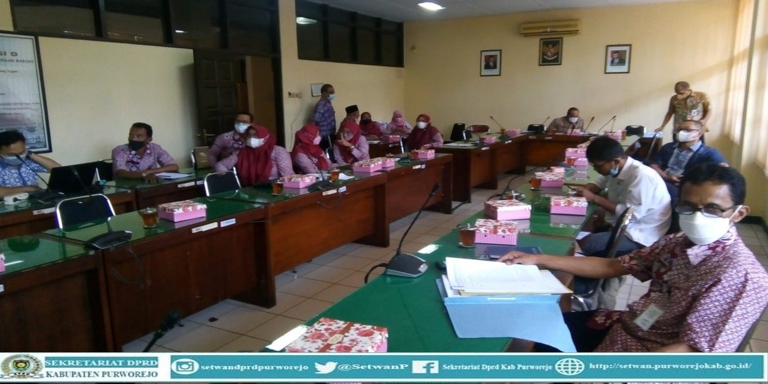 Sekretariat DPRD rapat persiapan cetak buletin