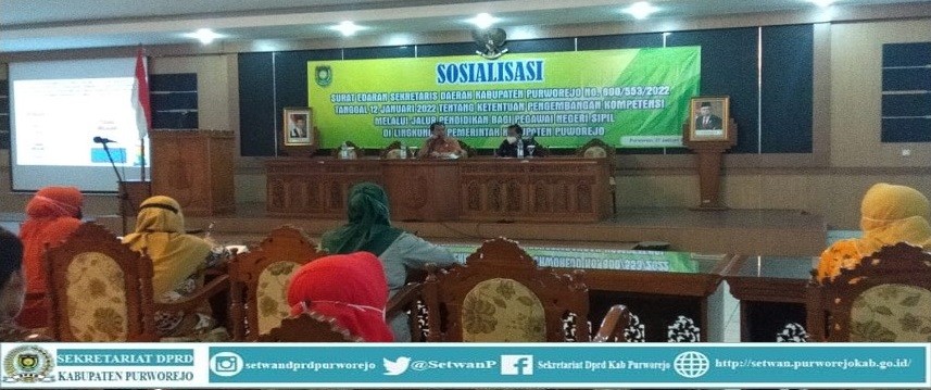 Sekretariat DPRD mengikuti Sosialisasi di Kantor Bupati